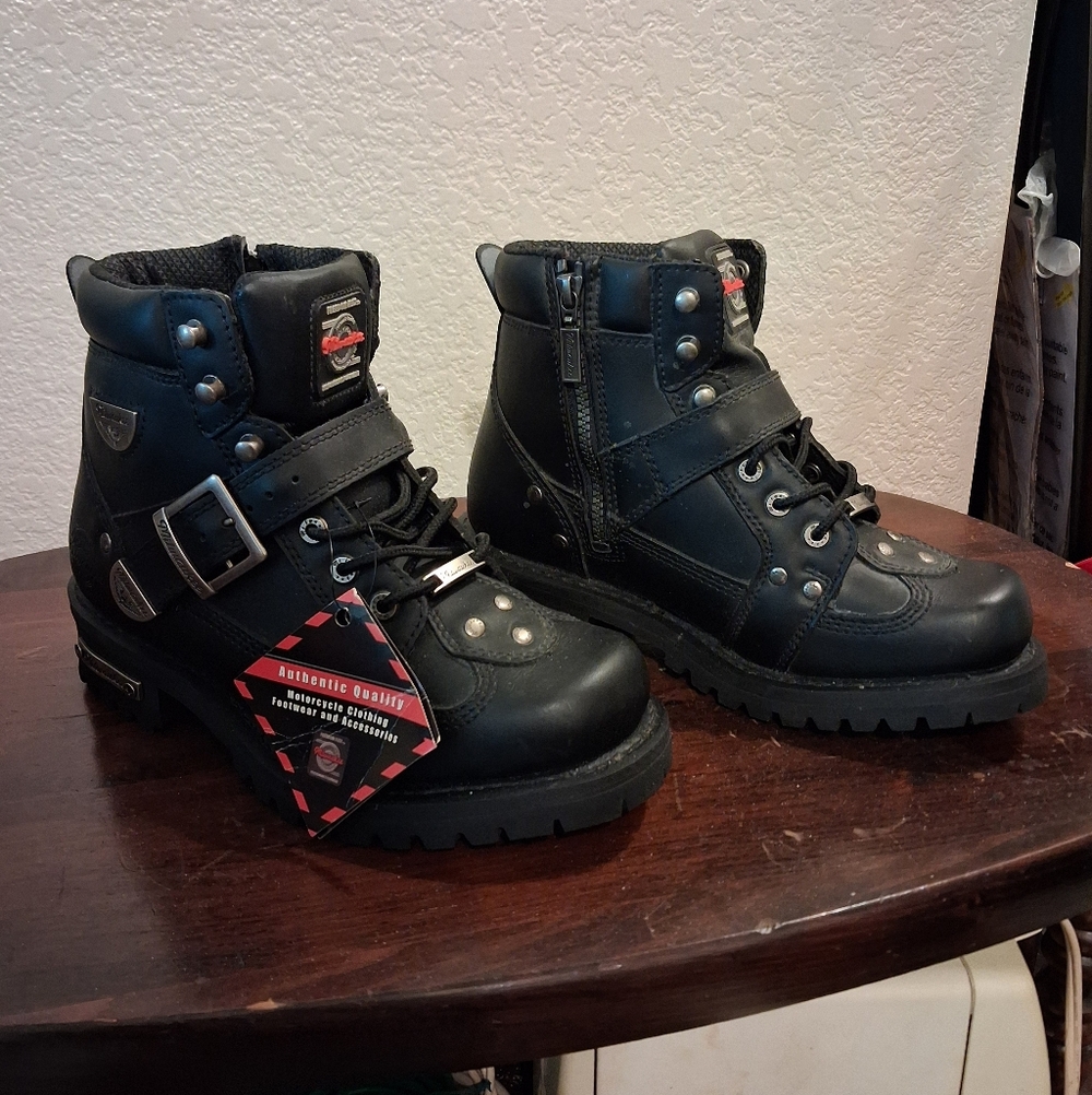 Milwaukee Leather Freedom Flex Motorcycle Boots — Size 8EE — NWT